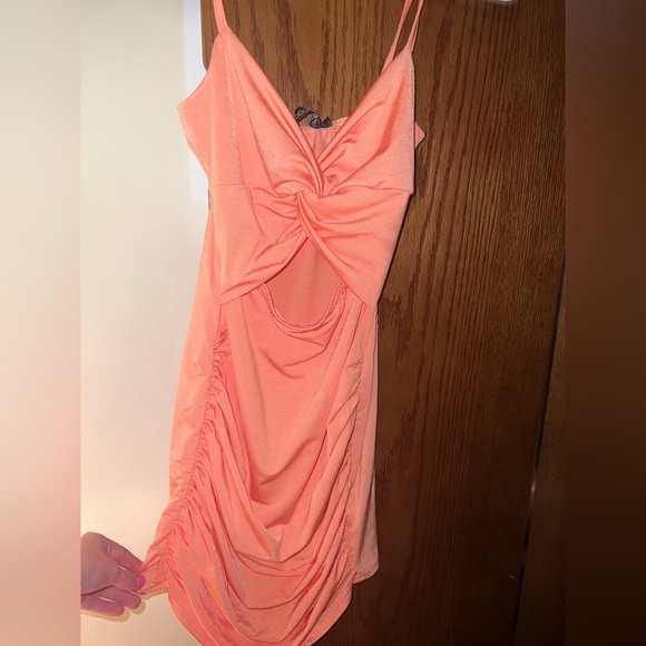 Boohoo Dresses & Skirts - Peach Orange Dress